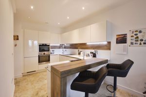 Photo 15- click for photo gallery